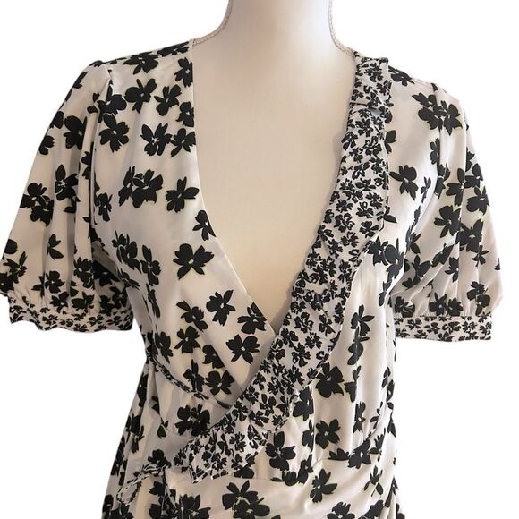 Love, Whit by Whitney Port Floral Wrap Midi Dress Size Medium NWT - Picture 5 of 8